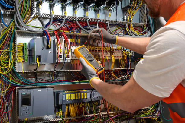 Best Circuit Breaker Repair  in Fowler, CA